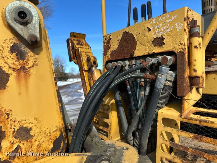 image for item DV0644 2001 Vermeer V8550A trencher