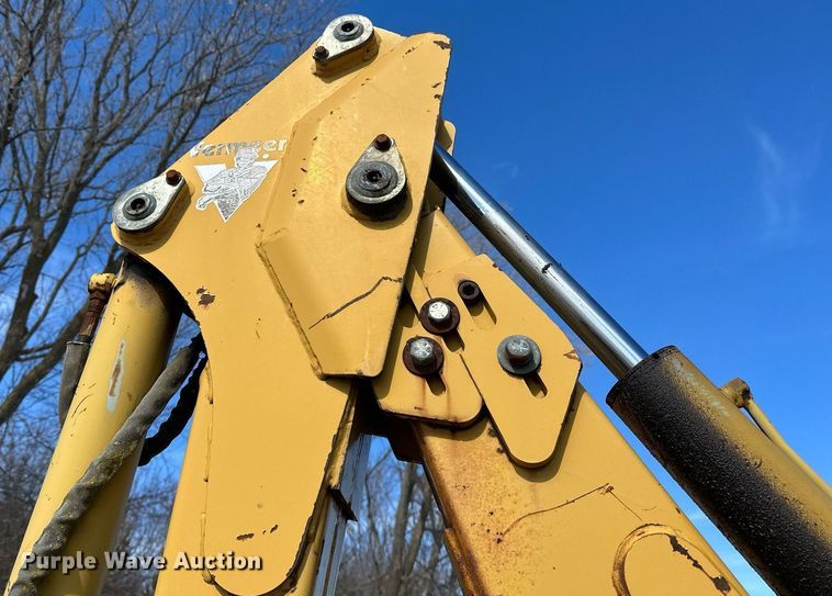 image for item DV0644 2001 Vermeer V8550A trencher