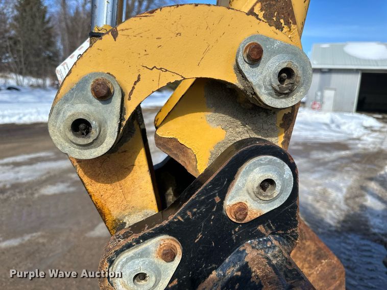 image for item DV0644 2001 Vermeer V8550A trencher