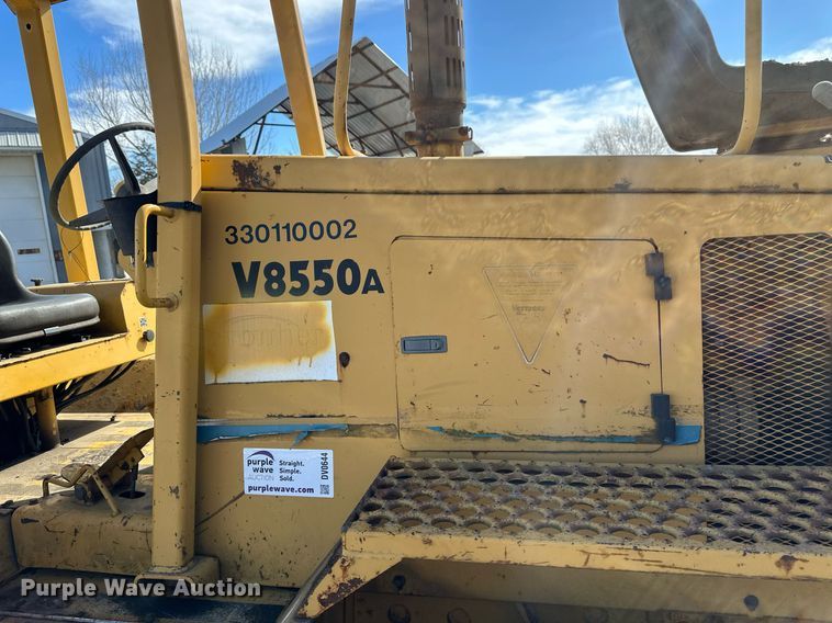 image for item DV0644 2001 Vermeer V8550A trencher
