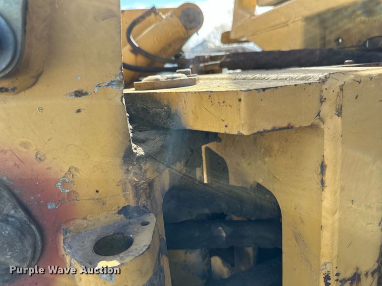 image for item DV0644 2001 Vermeer V8550A trencher