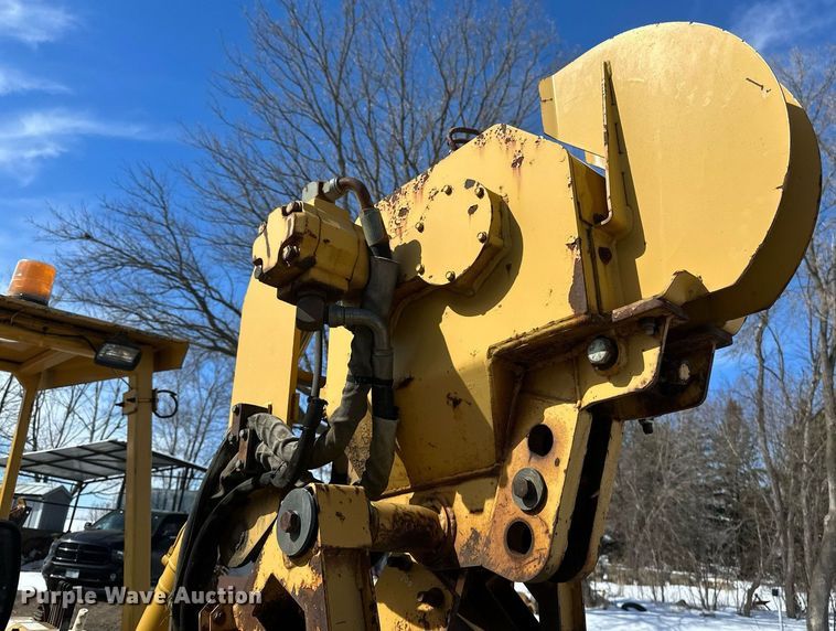 image for item DV0644 2001 Vermeer V8550A trencher