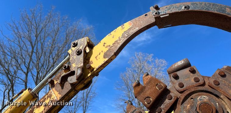 image for item DV0644 2001 Vermeer V8550A trencher