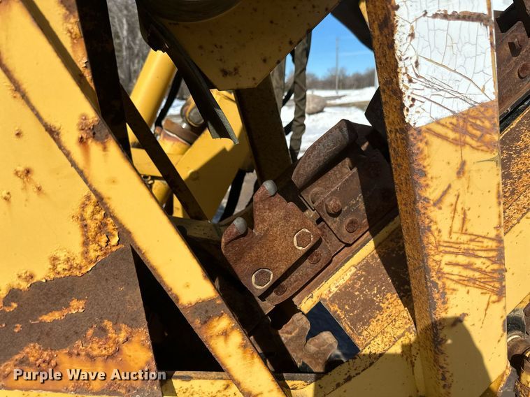 image for item DV0644 2001 Vermeer V8550A trencher