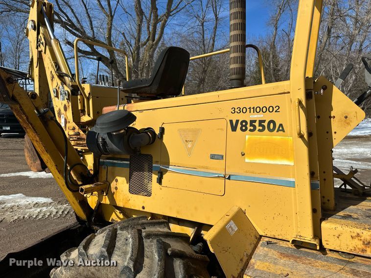 image for item DV0644 2001 Vermeer V8550A trencher