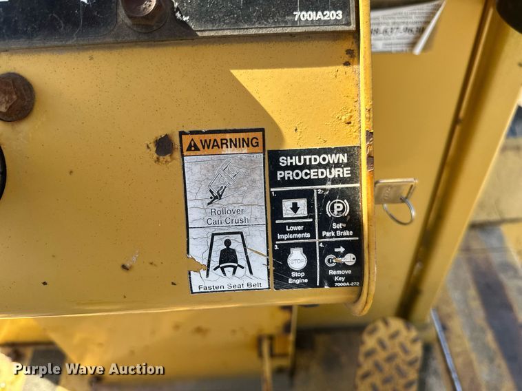 image for item DV0644 2001 Vermeer V8550A trencher