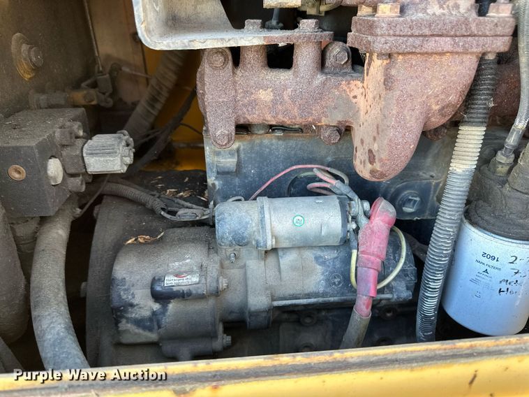 image for item DV0644 2001 Vermeer V8550A trencher