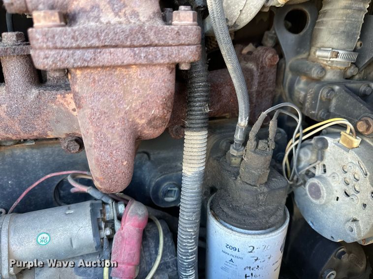 image for item DV0644 2001 Vermeer V8550A trencher