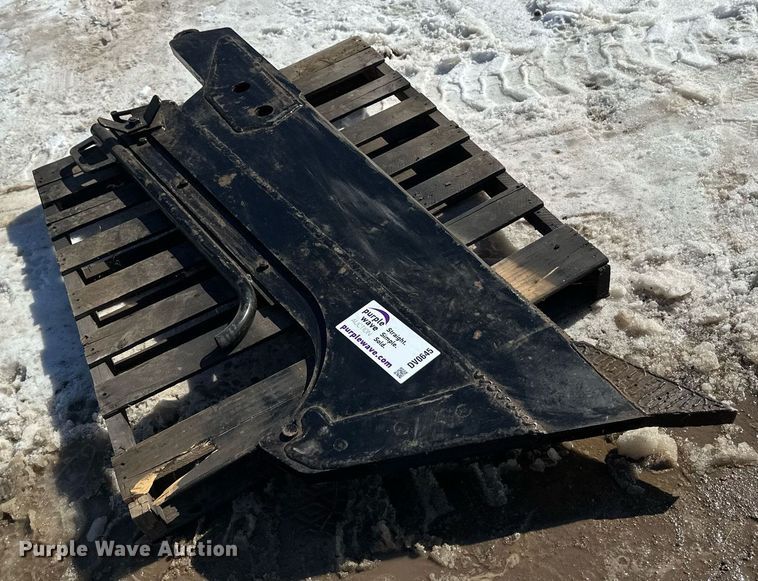 image for item DV0645 Vermeer cable plow blade