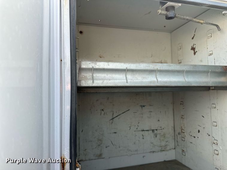 image for item DV0647 2011 Ford F750 Super Duty utility / service truck