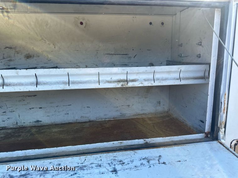 image for item DV0647 2011 Ford F750 Super Duty utility / service truck