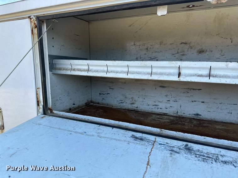 image for item DV0647 2011 Ford F750 Super Duty utility / service truck