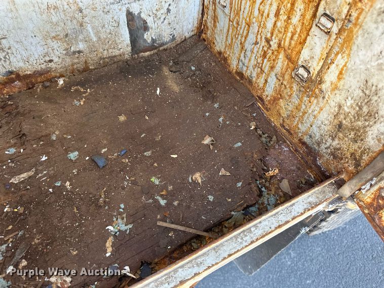 image for item DV0647 2011 Ford F750 Super Duty utility / service truck