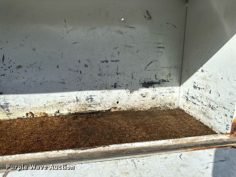 image for item DV0647 2011 Ford F750 Super Duty utility / service truck