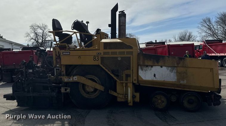 image for item DV0649 2010 Caterpillar AP1000D paver