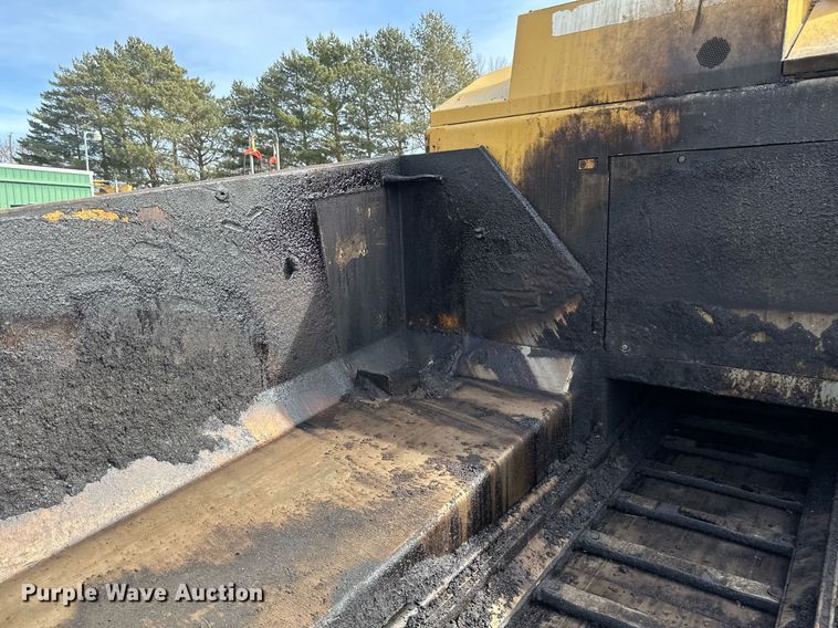 image for item DV0649 2010 Caterpillar AP1000D paver