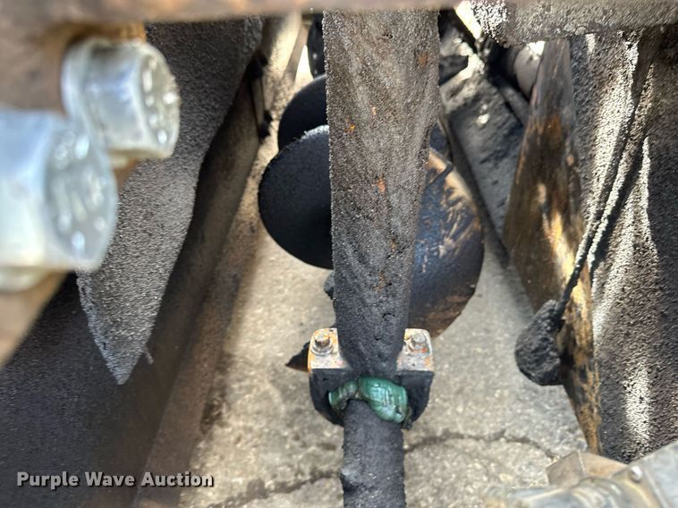 image for item DV0649 2010 Caterpillar AP1000D paver