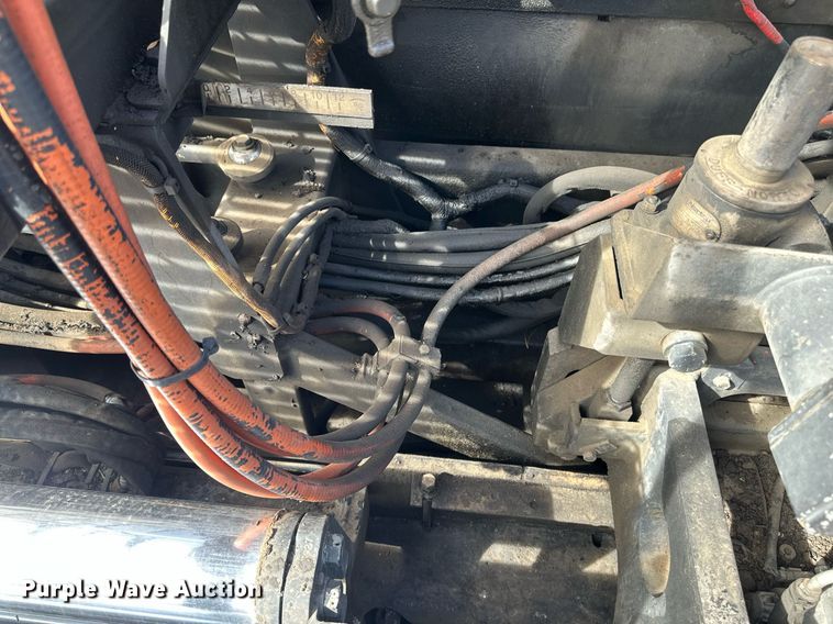 image for item DV0649 2010 Caterpillar AP1000D paver