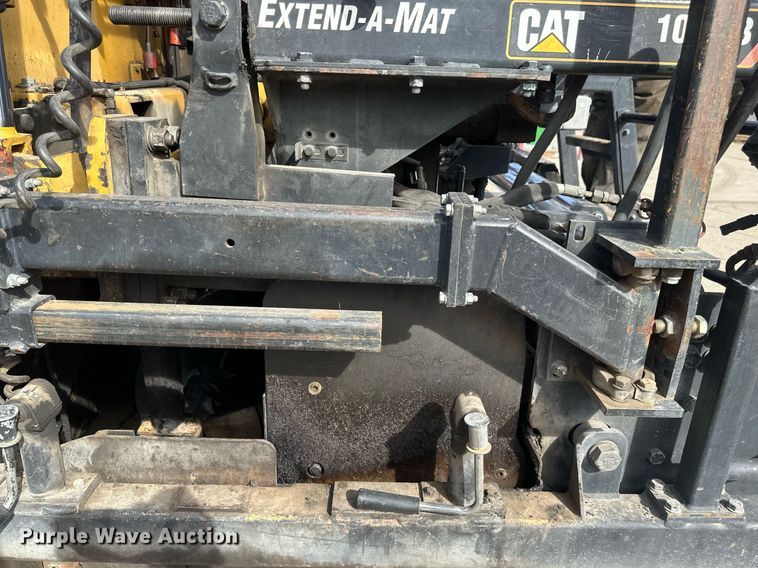 image for item DV0649 2010 Caterpillar AP1000D paver