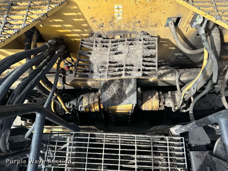 image for item DV0649 2010 Caterpillar AP1000D paver