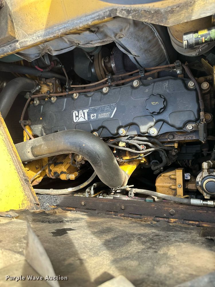 image for item DV0649 2010 Caterpillar AP1000D paver