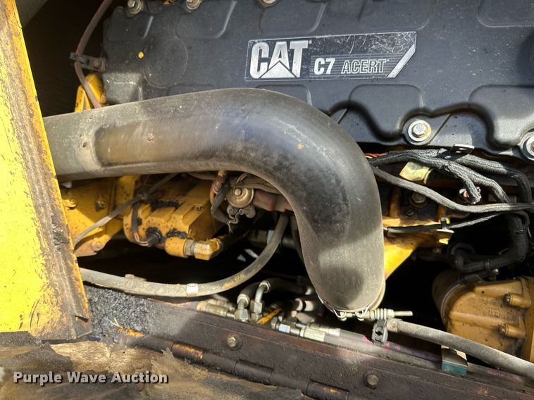 image for item DV0649 2010 Caterpillar AP1000D paver