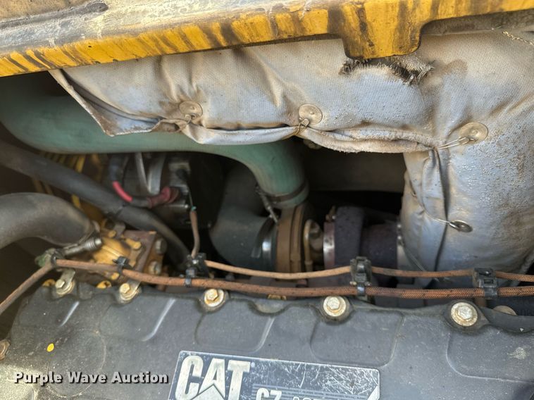 image for item DV0649 2010 Caterpillar AP1000D paver