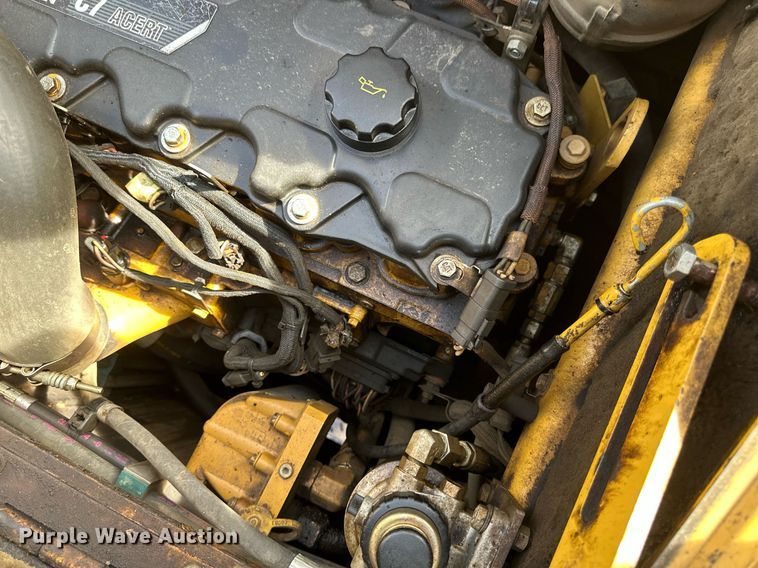 image for item DV0649 2010 Caterpillar AP1000D paver