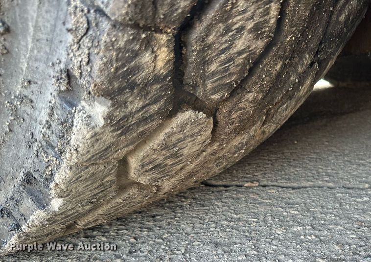 image for item DV0649 2010 Caterpillar AP1000D paver