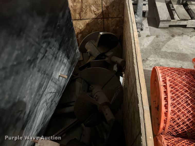 image for item DV0649 2010 Caterpillar AP1000D paver