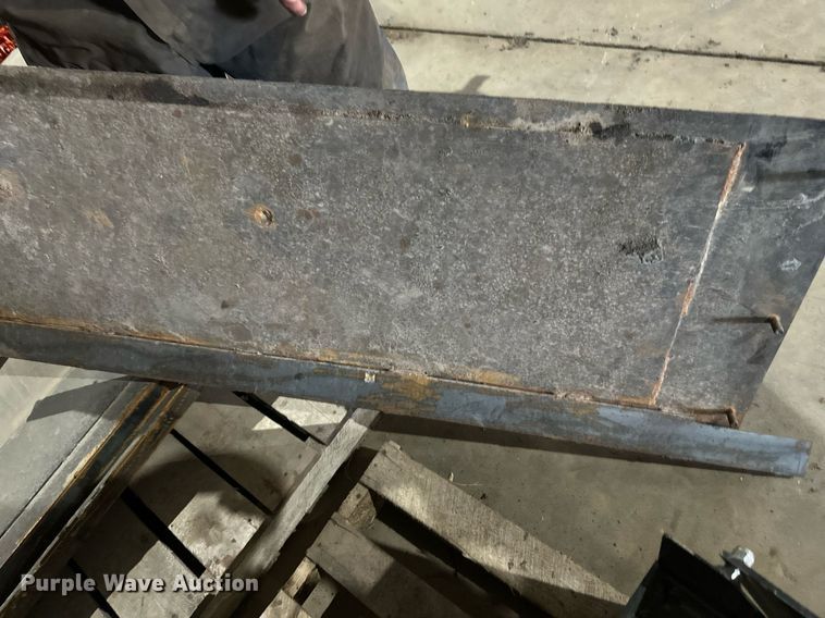 image for item DV0649 2010 Caterpillar AP1000D paver