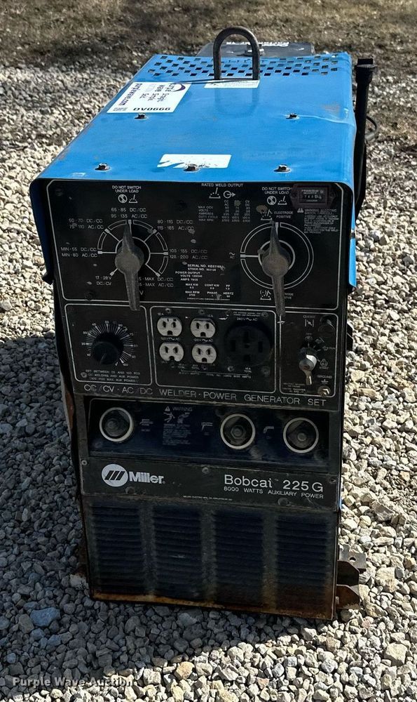 image for item DV0666 Miller Bobcat 225G welder/generator