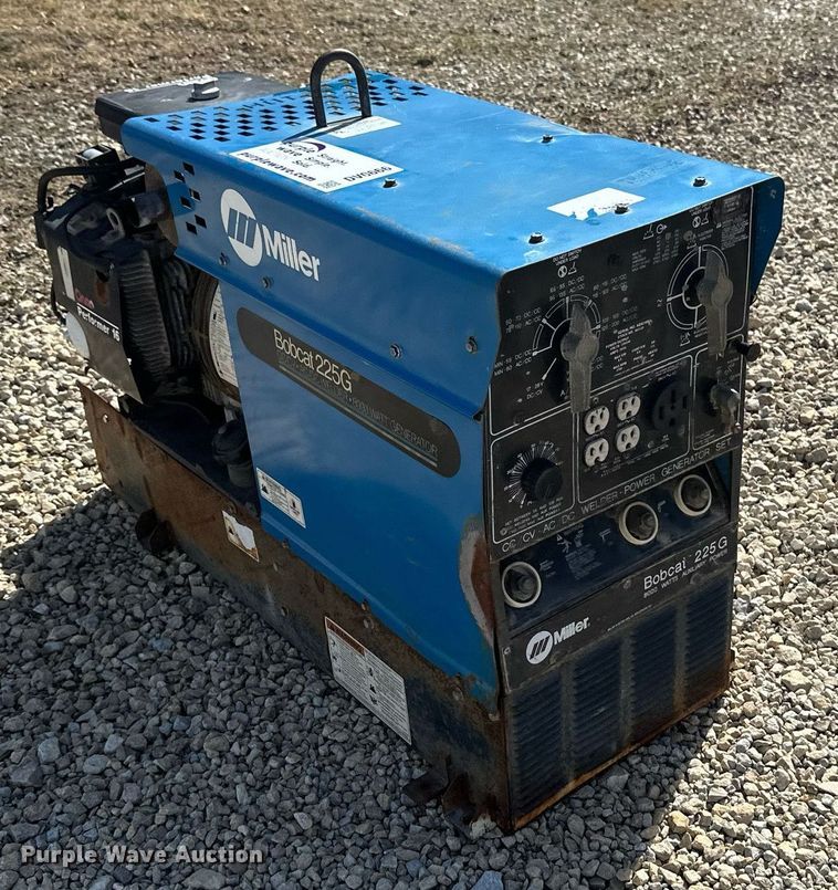image for item DV0666 Miller Bobcat 225G welder/generator