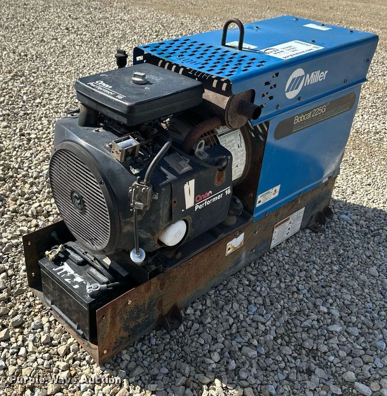 image for item DV0666 Miller Bobcat 225G welder/generator