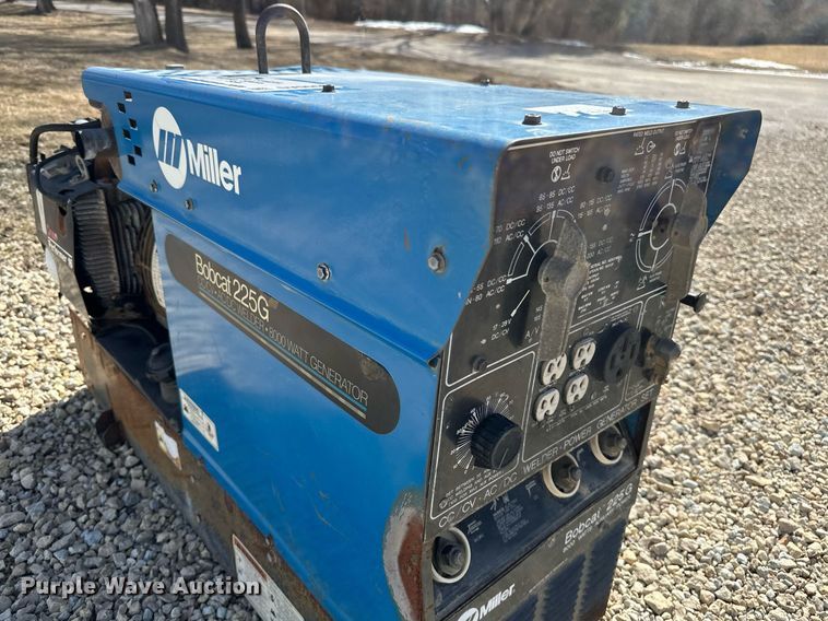 image for item DV0666 Miller Bobcat 225G welder/generator