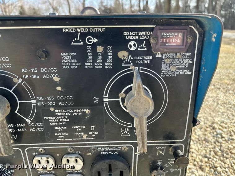 image for item DV0666 Miller Bobcat 225G welder/generator