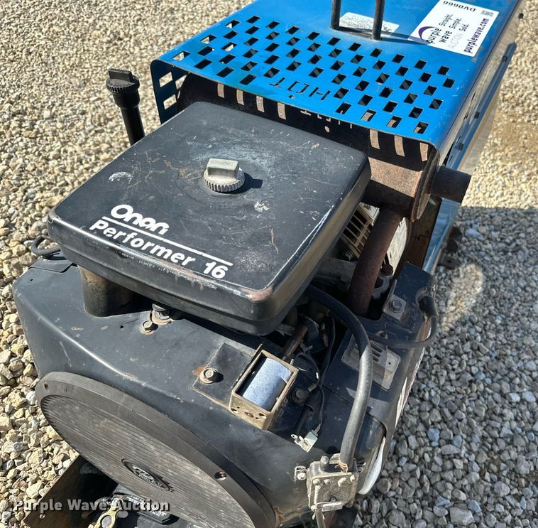 image for item DV0666 Miller Bobcat 225G welder/generator