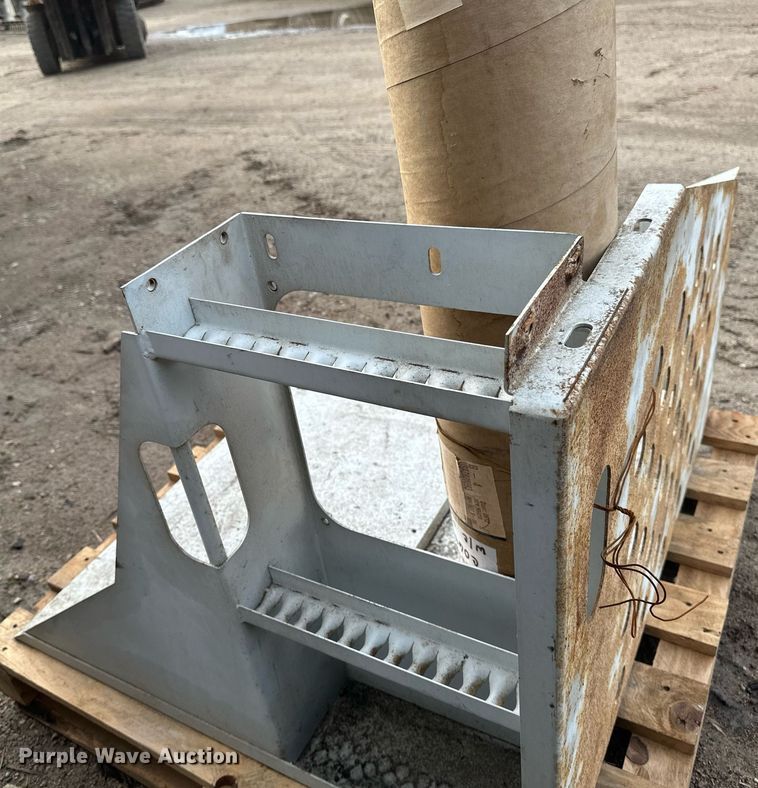 image for item DV0674 Crane parts