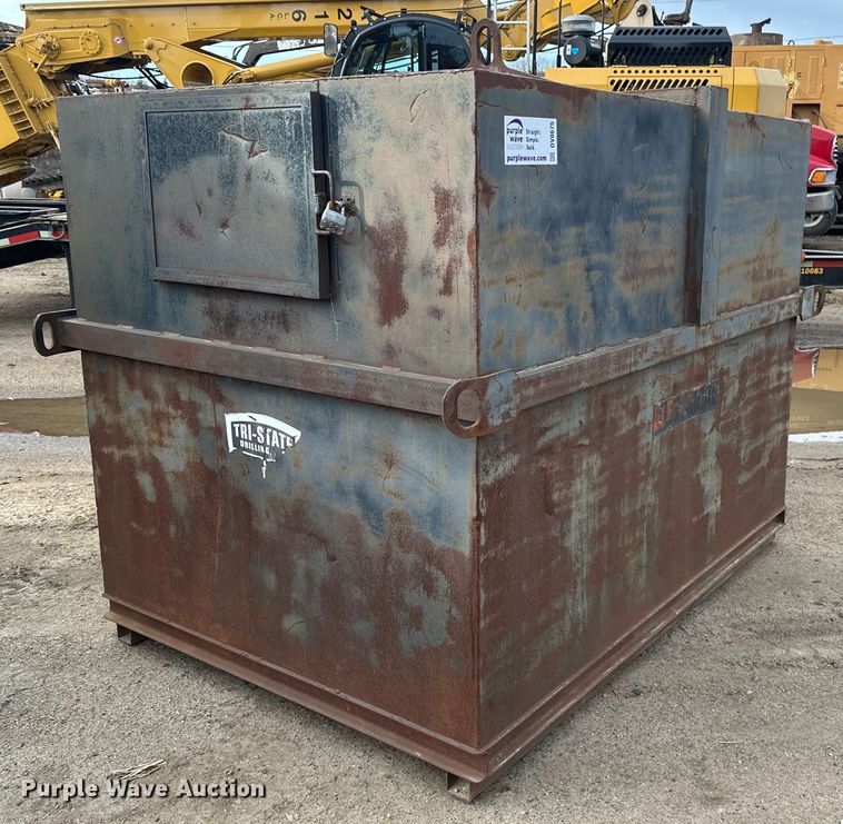 image for item DV0675 Fuel tank