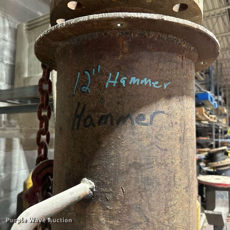 image for item DV0676 Hammer