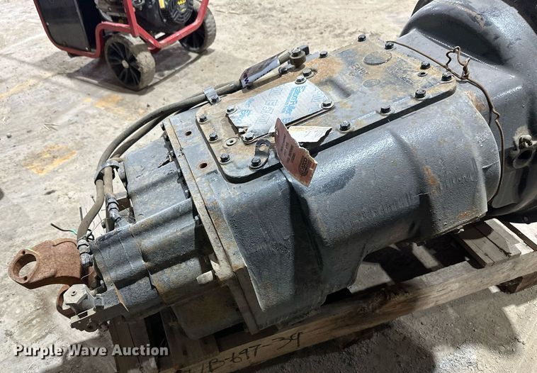 image for item DV0677 Eaton Fuller Roadranger RTO14708LL 8LL transmission