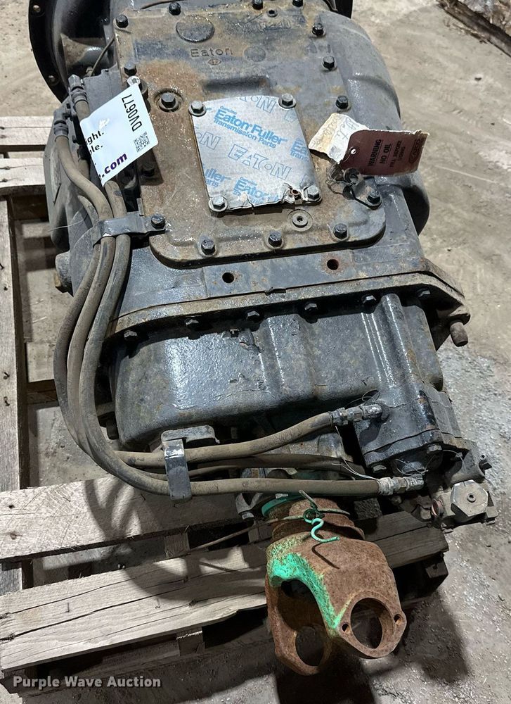 image for item DV0677 Eaton Fuller Roadranger RTO14708LL 8LL transmission