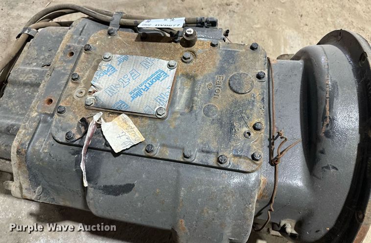 image for item DV0677 Eaton Fuller Roadranger RTO14708LL 8LL transmission