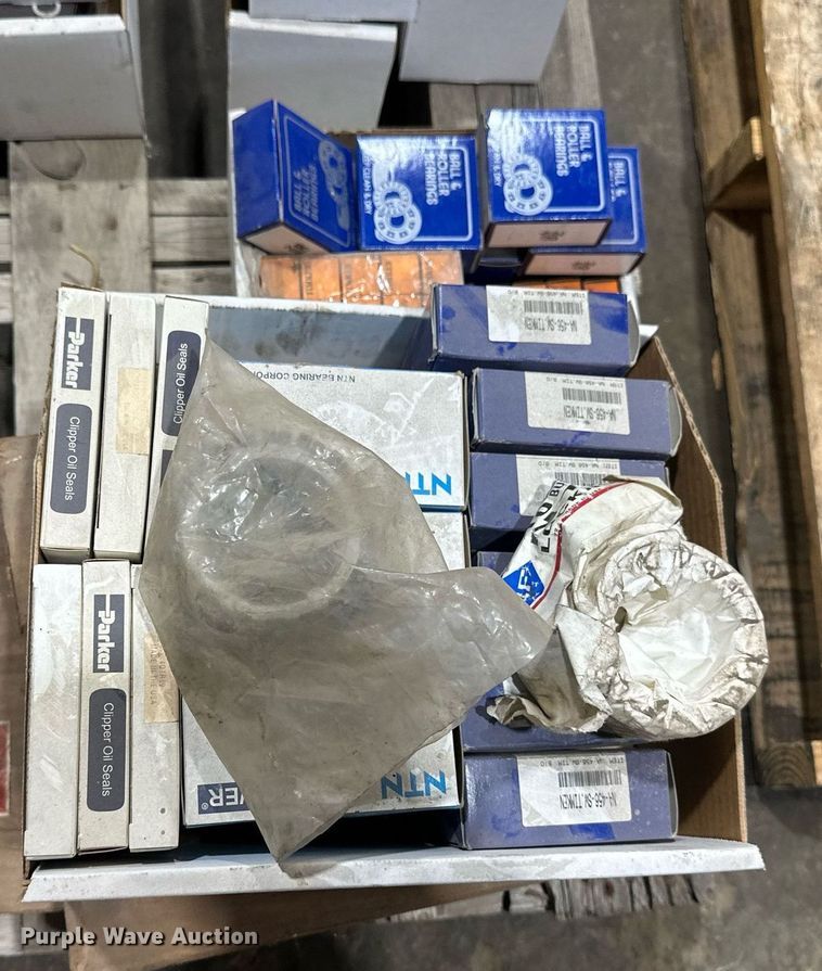 image for item DV0679 Truck parts