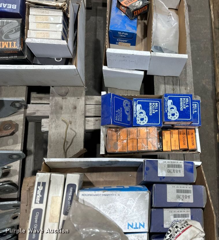 image for item DV0679 Truck parts