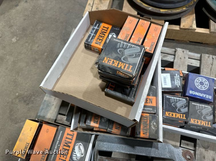 image for item DV0679 Truck parts