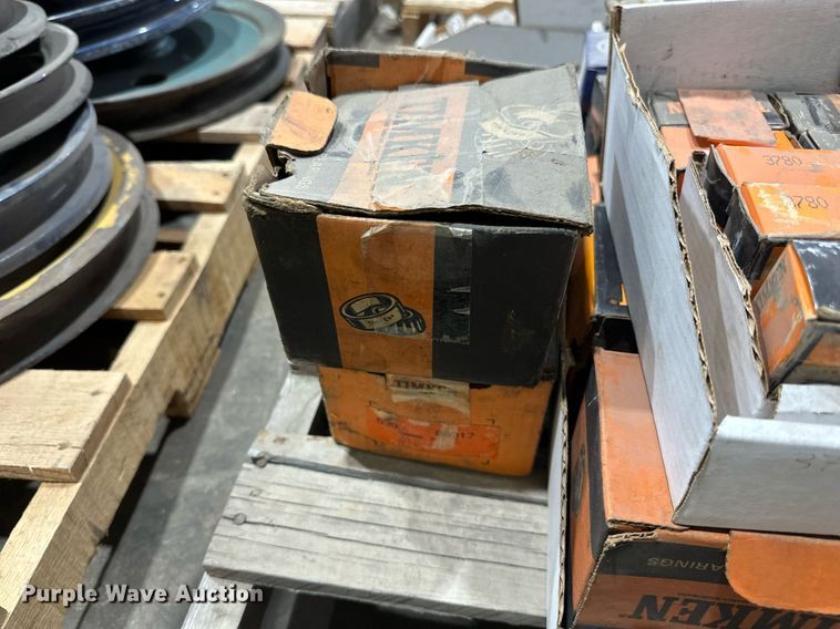 image for item DV0679 Truck parts