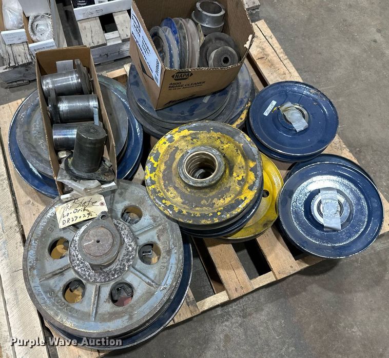 image for item DV0680 Truck parts