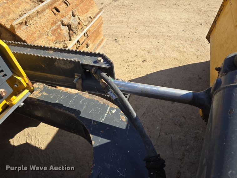 image for item DV1326 2022 John Deere 450K dozer