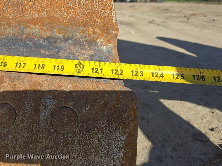 image for item DV1326 2022 John Deere 450K dozer